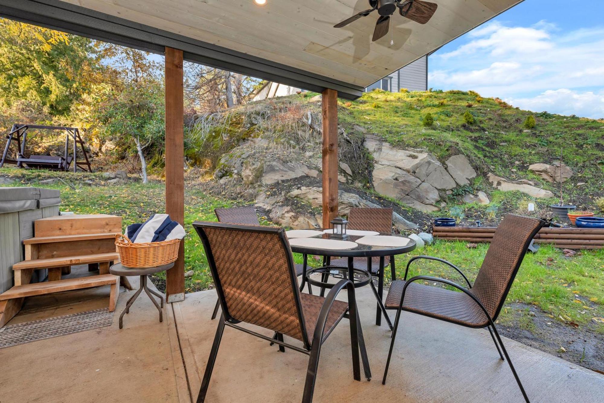 VI Cottage North Saanich Dış mekan fotoğraf